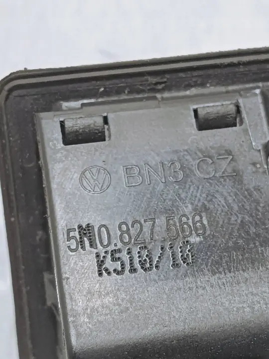Puxador de porta-malas OEM 5M0827566 com câmera image 5