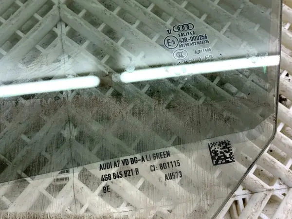 OEM 4G8845021B Vasen Eteen Kaksoislasi Audi A7 image 3