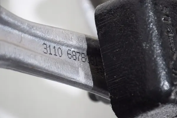 Componenti sospensione anteriore sinistra BMW X7 G07 OEM image 9