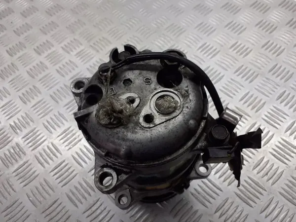 Compressore aria condizionata Volvo S80 2.5 D image 2