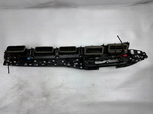 Admissão de ar Audi Q7 4M OEM 4M1820902S - Usado image 3