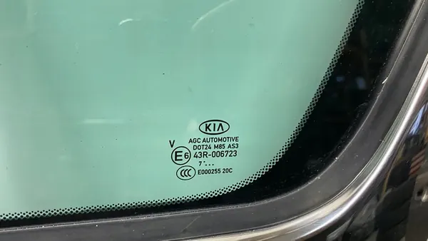 KIA SPORTAGE IV Vänster Bakdörr D5 15-21 image 5