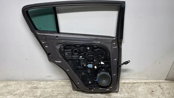 KIA SPORTAGE IV Vänster Bakdörr D5 15-21 image 6