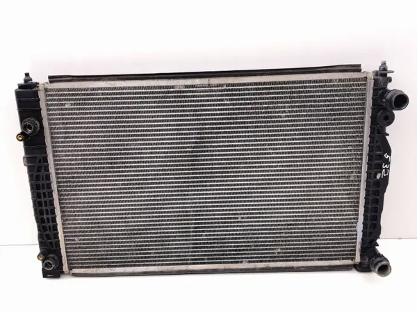 Radiateur d'eau Audi A4 B5 OEM AMD212633 - Occasion image 2