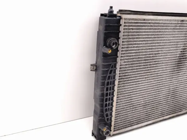 Radiateur d'eau Audi A4 B5 OEM AMD212633 - Occasion image 7