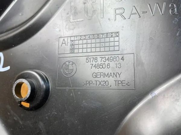 OEM 7349604 Gurtabdeckung vorne rechts BMW 5 G30 G31 image 10