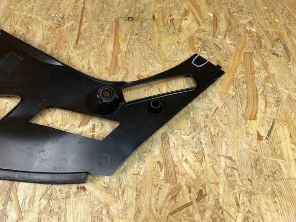 OEM 7349604 Gurtabdeckung vorne rechts BMW 5 G30 G31 image 8