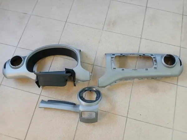 OEM PARTNER BERLINGO III Cache Console Airbag Occasion image 2