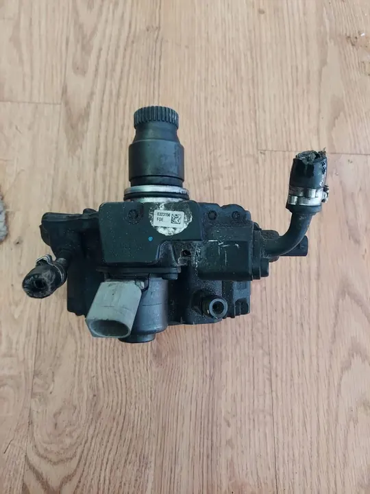 Bomba de inyección Mercedes 2.2 CDI A6510701701 image 3