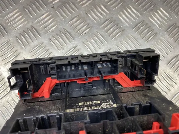 Módulo conforto OEM 3C0937049AE para Skoda Octavia II image 5