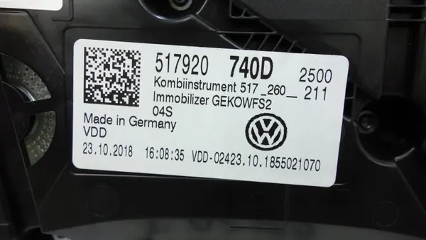 Instrumentpanel VW Golf Sportsvan 2013 OEM 517920740D image 5