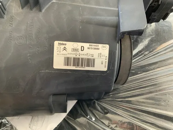 Faros Derecho Peugeot 301 9675138980 image 5