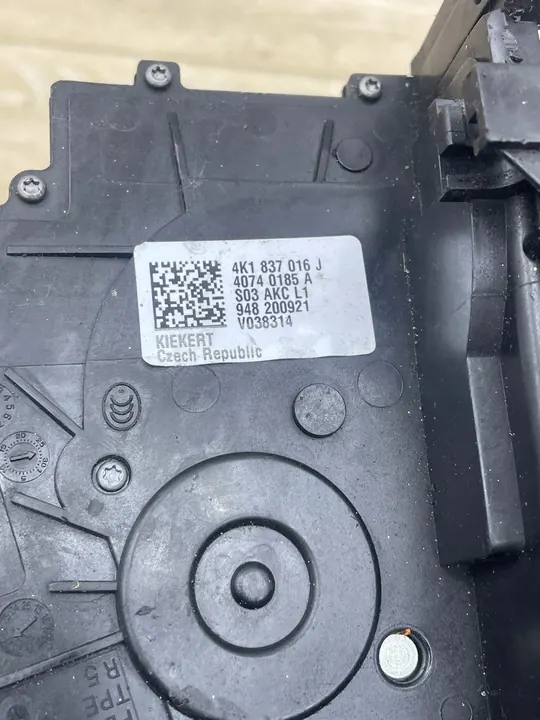 Rechte Vordertürschloss AUDI A6 A7 Q8 4K1837016J image 2