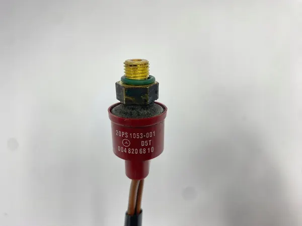 Klimatryckbrytare Mercedes W124 0048206810 image 6