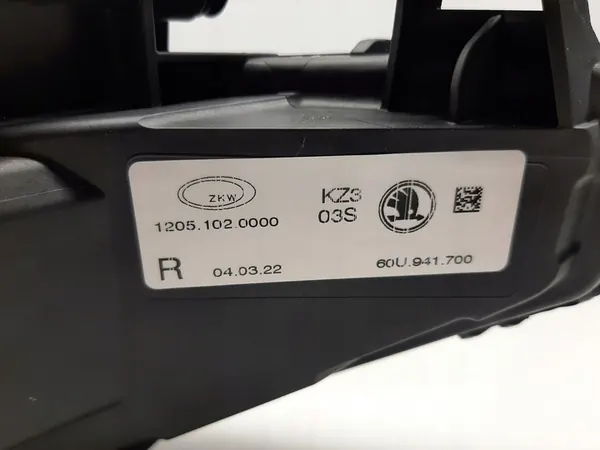 Lâmpada Halógena Skoda Rapid Frontal Direita 60U941700 image 2