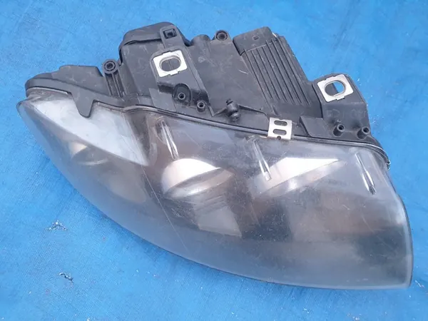 AUDI A4 B6 Cabrio Faro Delantero Derecho OEM 8H0941004A image 2