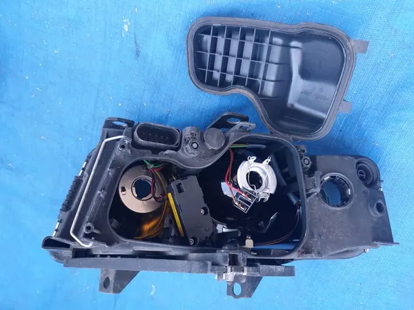 AUDI A4 B6 Cabrio Faro Delantero Derecho OEM 8H0941004A image 5
