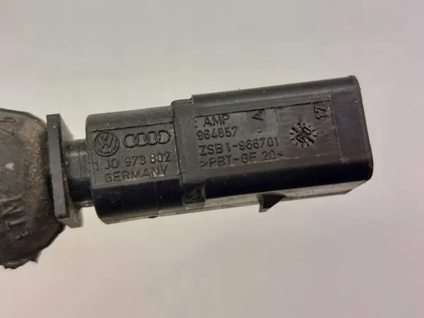 Bomba de combustível OEM 5Q0129637B para Volkswagen Golf VII image 8
