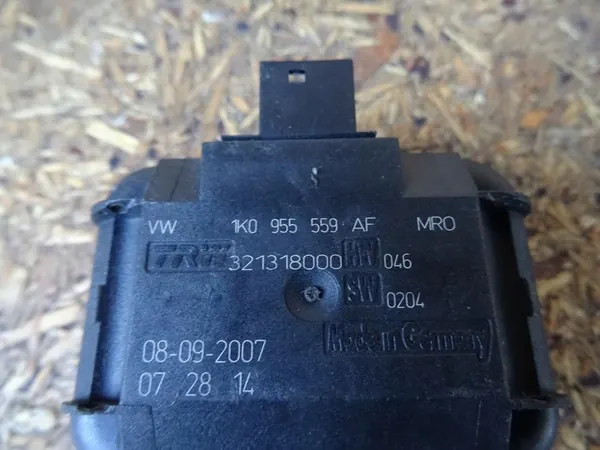 Sadetunnistin GOLF V PASSAT B6 AUDI A3 8P 1K0955559AF image 3