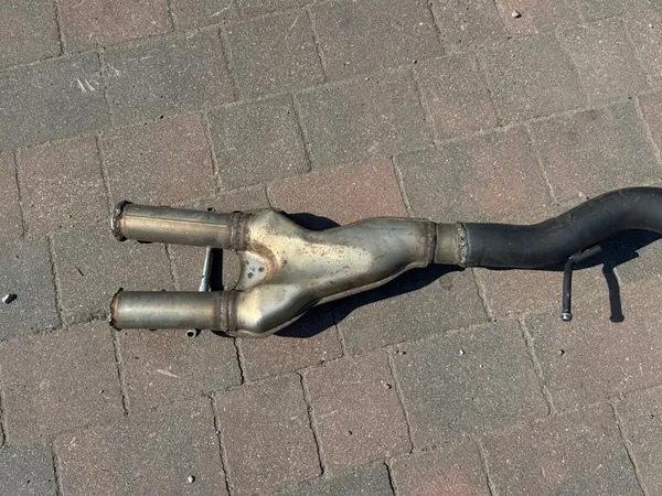 Silencieux d'échappement BMW E92 2.5 3.0 Sport image 4