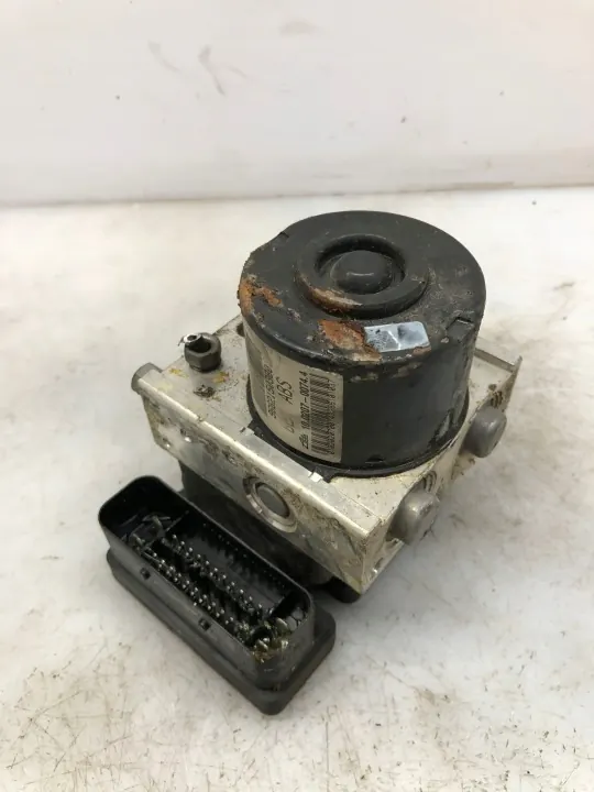 ABS-pumpstyrenhet 9662150380 - Begagnad OEM-del image 2