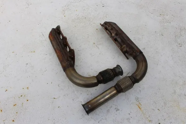 Colector de escape usado OEM bt-cars-13488 para Audi VW image 3