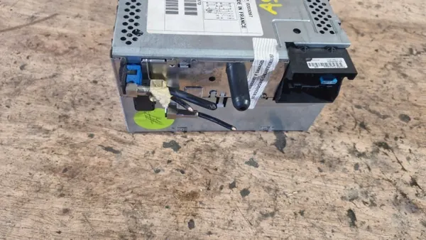 Gebrauchtes Opel OE Radio CD OEM 13145172 image 3