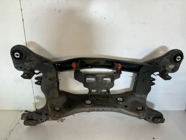 Maserati Ghibli 2016 Bakre subframe OEM 06700077310 image 3