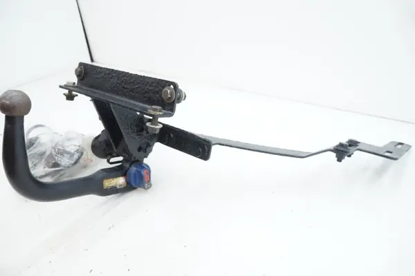 Witter Dragkrok Kit OEM VOLVO V50 HAK - Komplett Set image 3