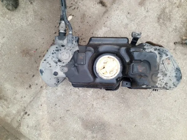 Brandstoftank OEM 51706599 voor Fiat 500 Panda II Diesel image 2