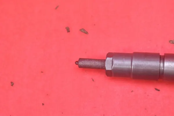 Honda Accord VII 2.2 i-CTDI Injektor 16450-RBD-E01 image 4