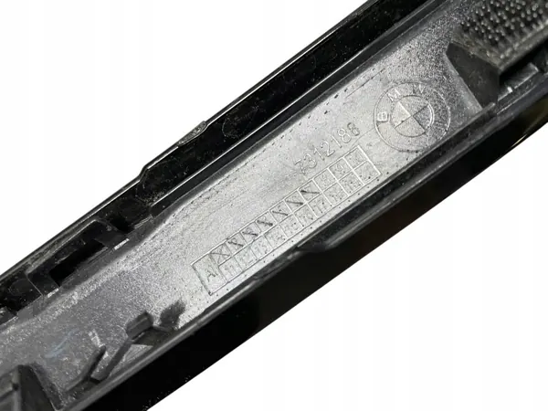 BMW X7 G07 LCI Kofferbakklep Strip OEM 7312188 image 10