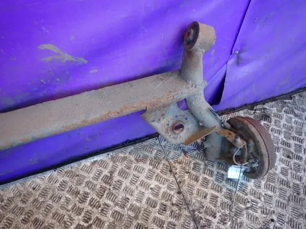 Kia OE Zawada-352561- Bakaxel & Trummor image 3