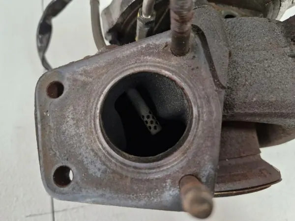 Opel Antara I 2.2 CDTI Turbo OEM 49477-01610 image 10