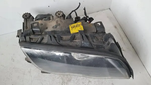 Farol Direito BMW E46 Pré-Facelift Xenon 6902760 image 6