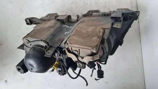 Farol Direito BMW E46 Pré-Facelift Xenon 6902760 image 9