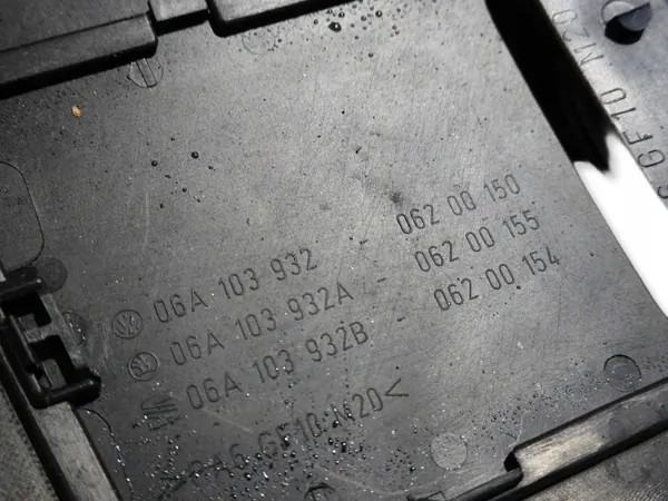 Moottorikansi OEM 06A103925BC VW New Beetle 1.6:lle image 5