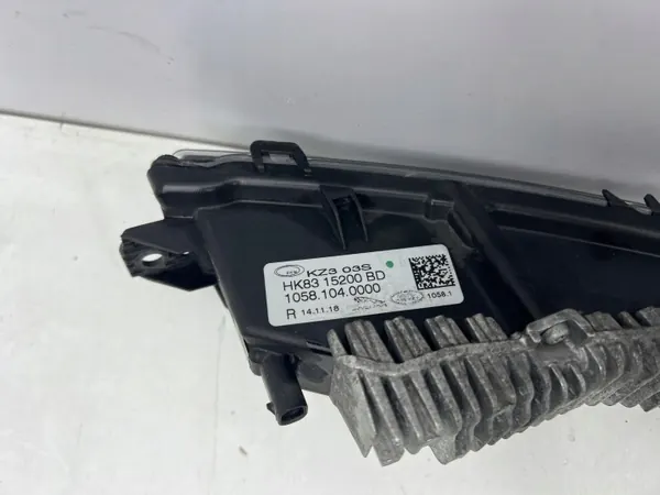 Land Rover Velar L560 Halógeno Derecho LED DRL OEM HK83 15200 BD image 6
