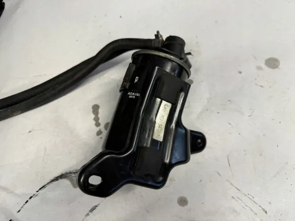 Dodge Journey 2.0 CRD brandstoffilterhuis basis OEM 04766490AD image 3