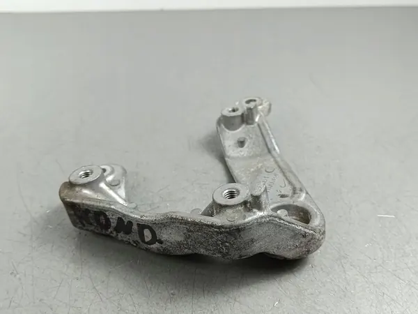 Support de compresseur AC Mitsubishi Eclipse Cross 2018 7B13A861 image 2