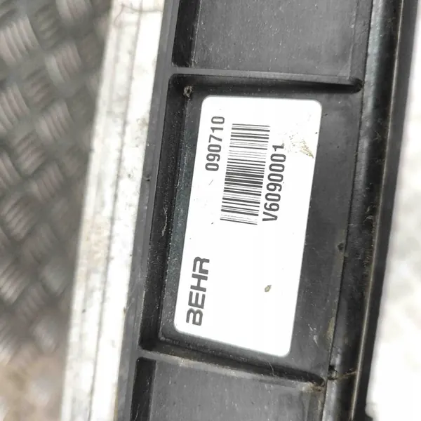 Peça refrigeração Porsche Cayenne OEM 95810613210 image 7