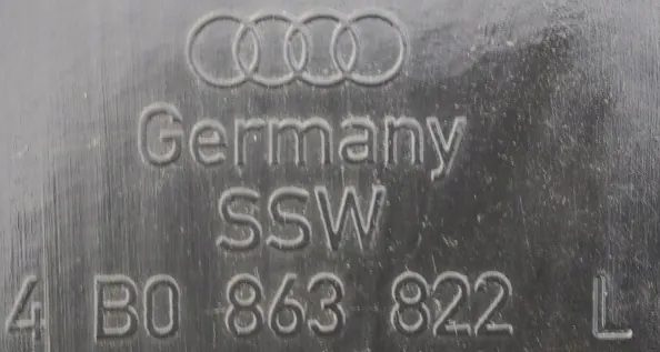 Vänster Underkörningsskydd 4B0863822L Audi A4 B5 A6 C5 image 4