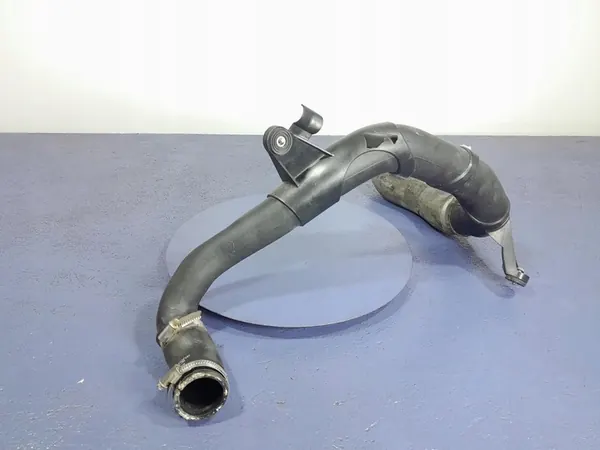 VW Audi Skoda 2.0 TFSI Luftrohr 5Q0145840B image 3