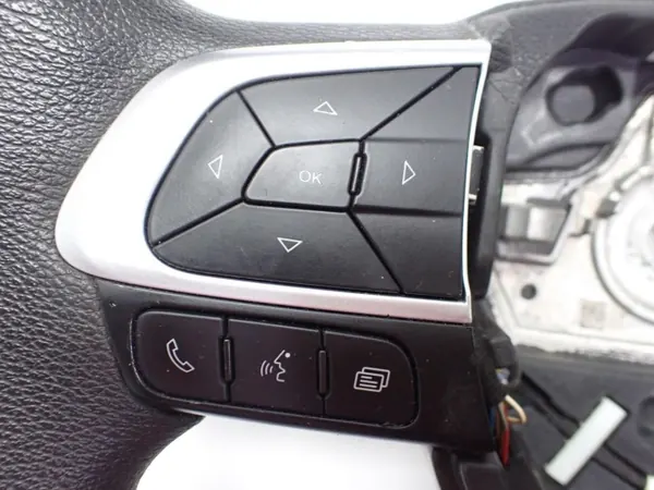 Monitoimiohjain OEM 5802303939 Iveco Daily:lle image 3