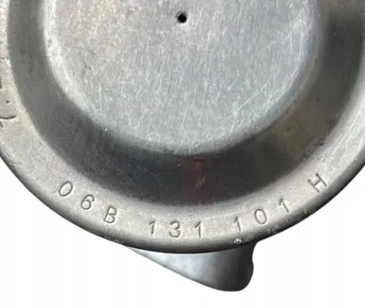 EGR-venttiili AUDI A4 B7 B6 1.8 TURBO 06B131101H image 3