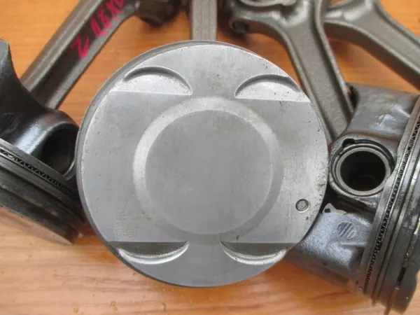 Pistón Opel OEM 80.460 para Motor 1.8 16V Z18XER image 5