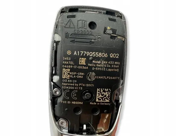 Mercedes Keyless Avain OEM UHP2134 - Käytetty image 7