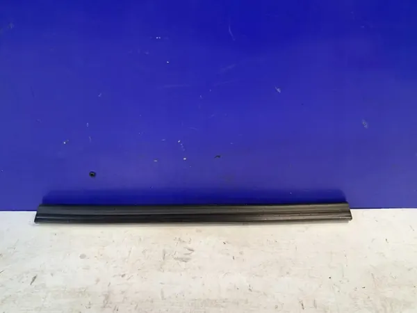 Junta do capô BMW X5 F15/F85 OEM 7294512 - Usado image 2