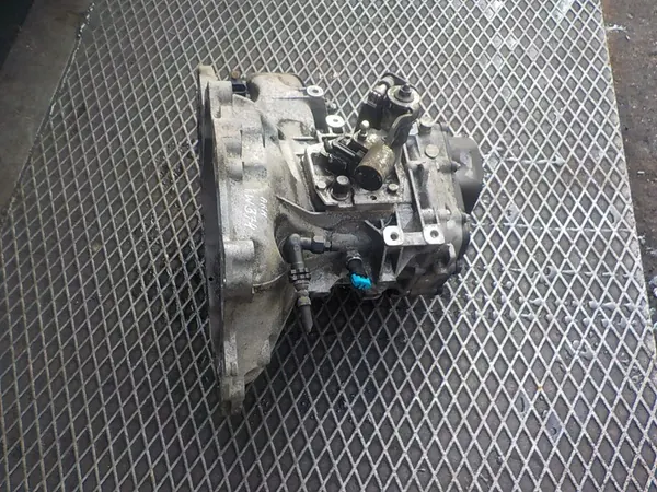 Vaihteisto CHEVROLET AVEO II 1.3 D A13DTC AHHW374 image 3