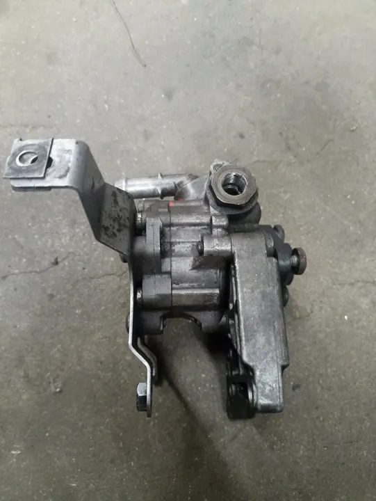 Bomba de direção assistida BMW E90 E91 E92 335D OEM image 3